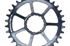 Monoplato RaceFace Cinch 32d