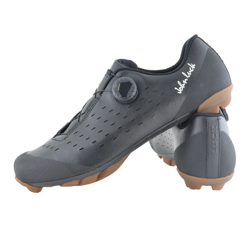 14_panzer-zapatillas-mtb-negras-horma-ancha